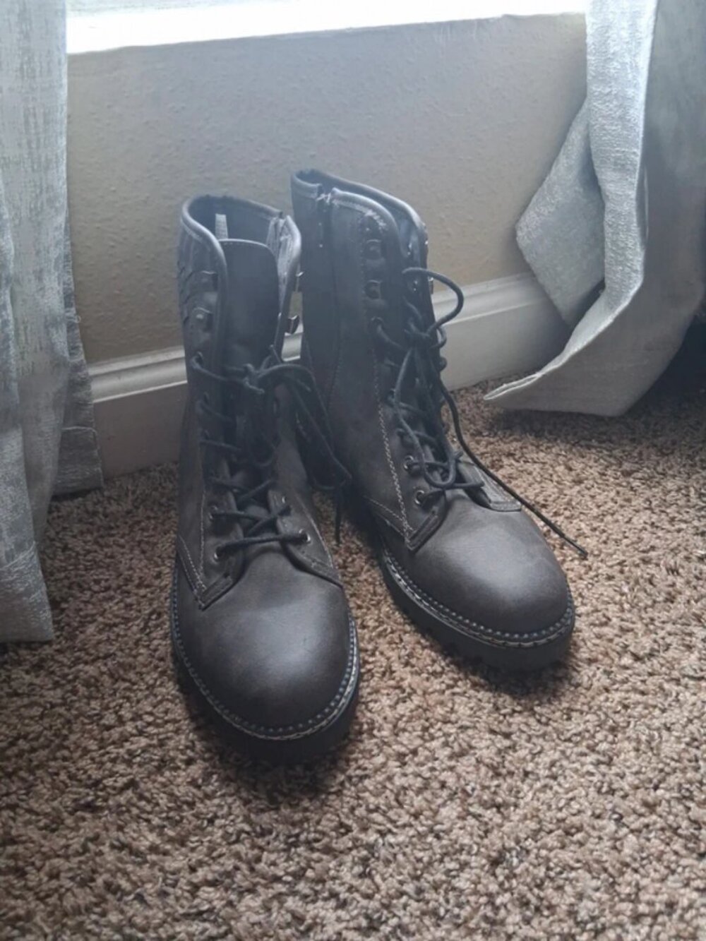 Xoxo ankle boots